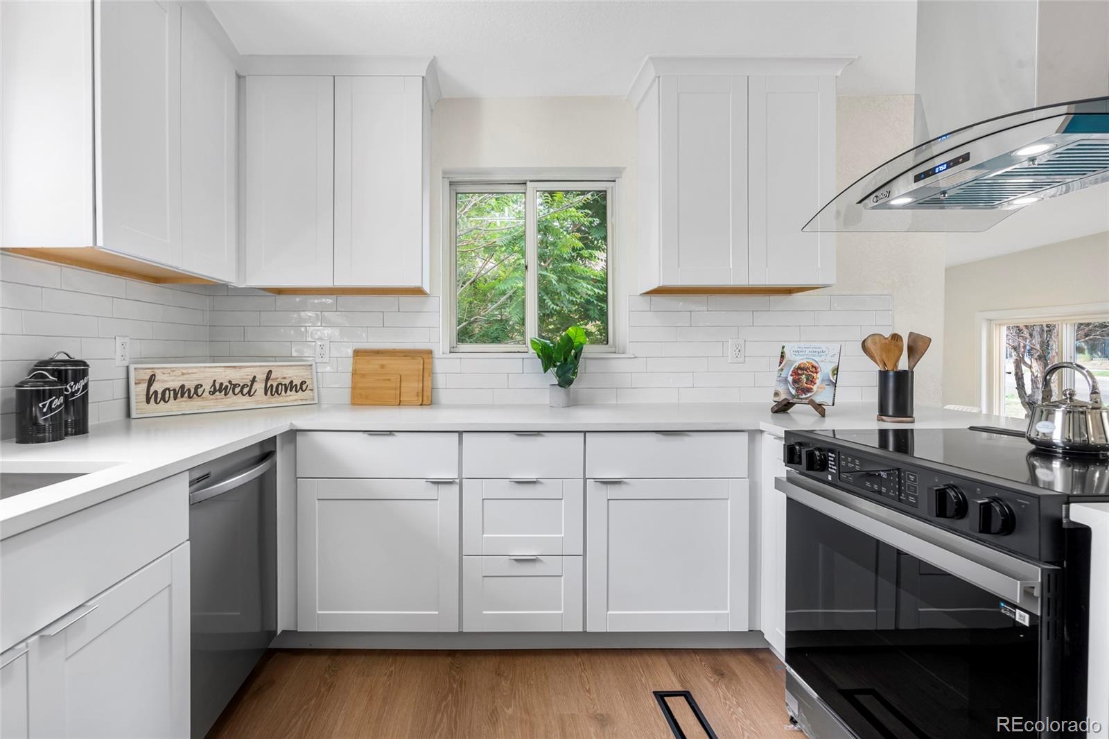 MLS Image #10 for 1330  quebec street,denver, Colorado