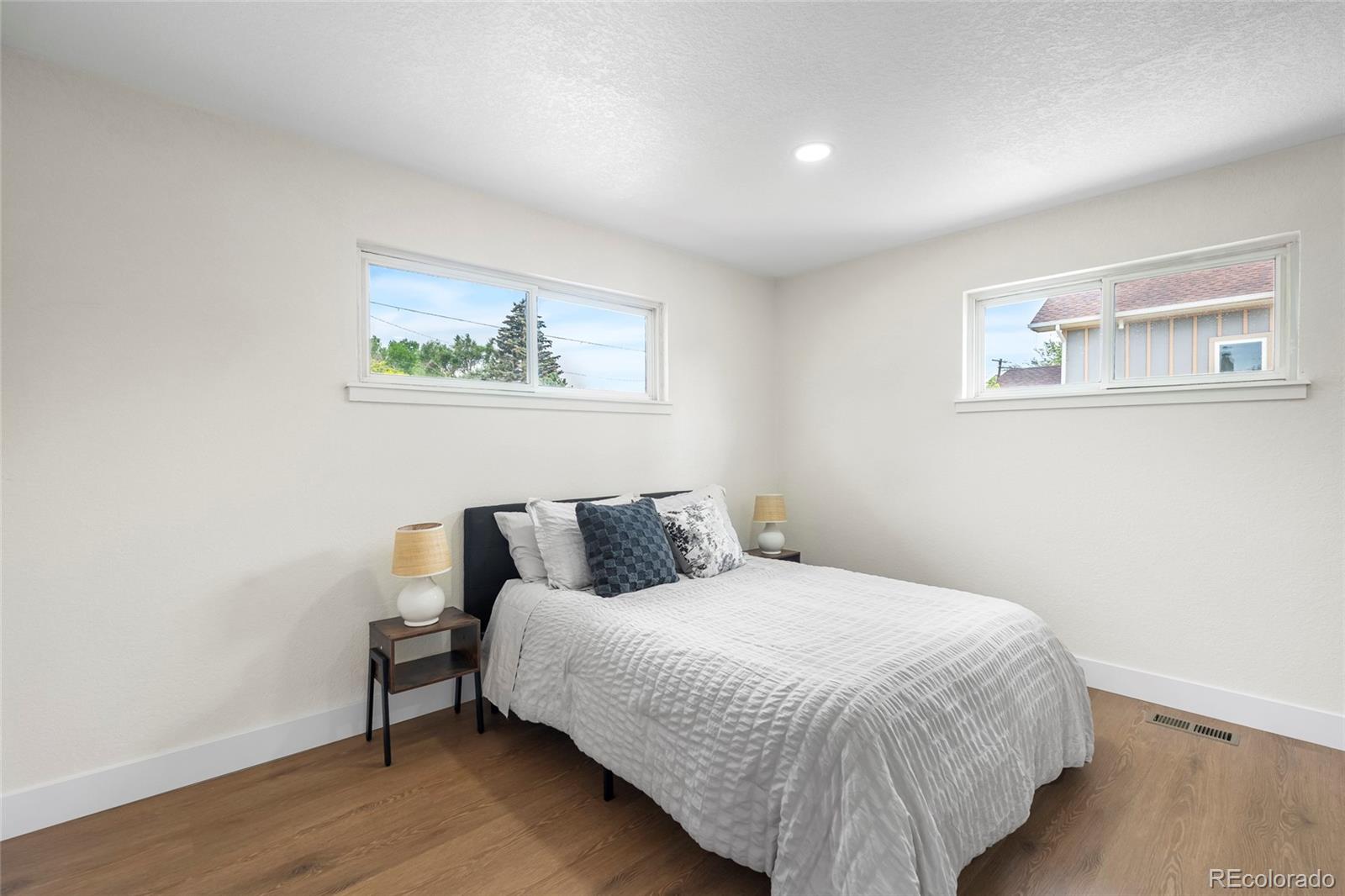 MLS Image #14 for 1330  quebec street,denver, Colorado
