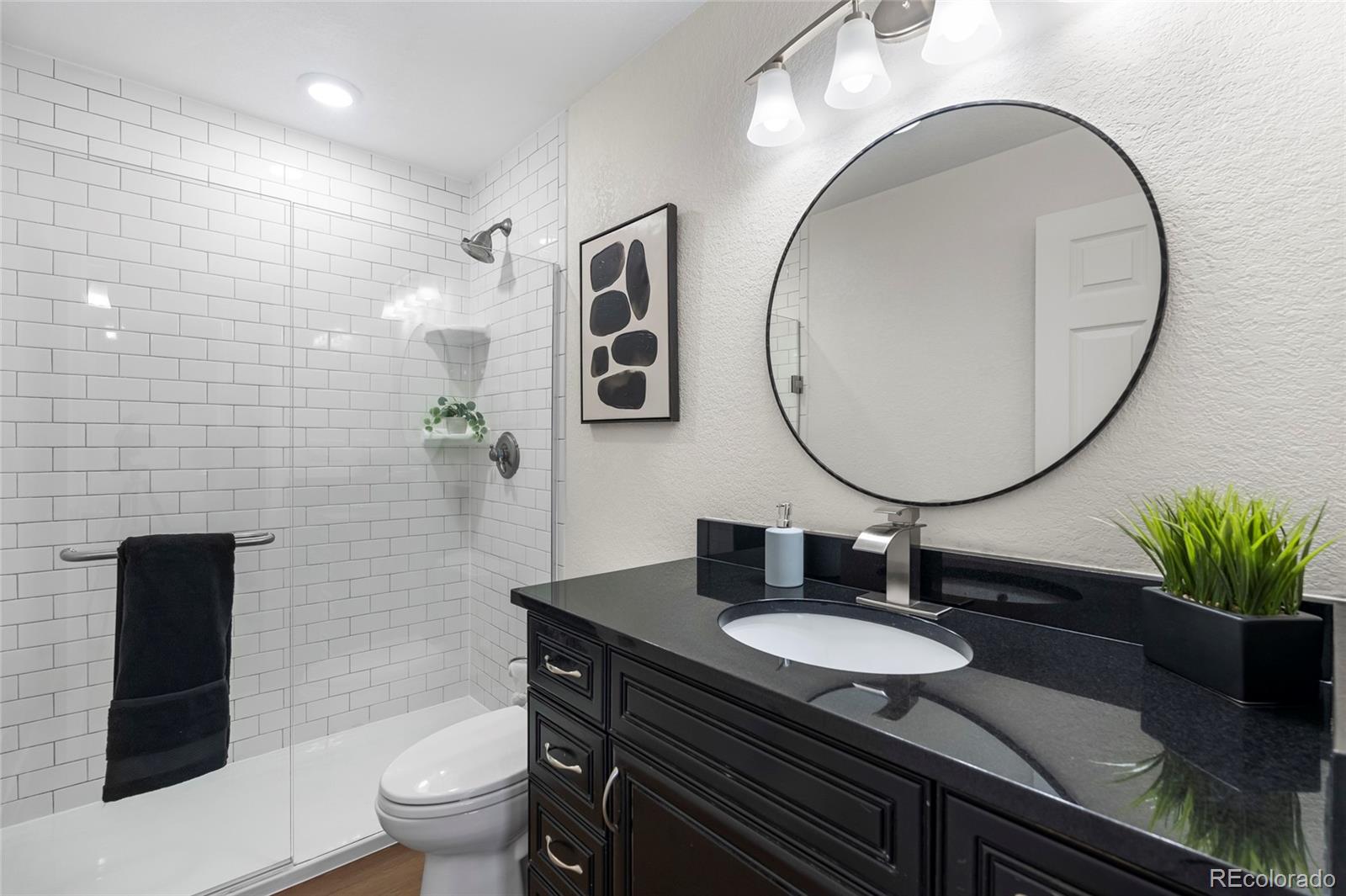 MLS Image #16 for 1330  quebec street,denver, Colorado