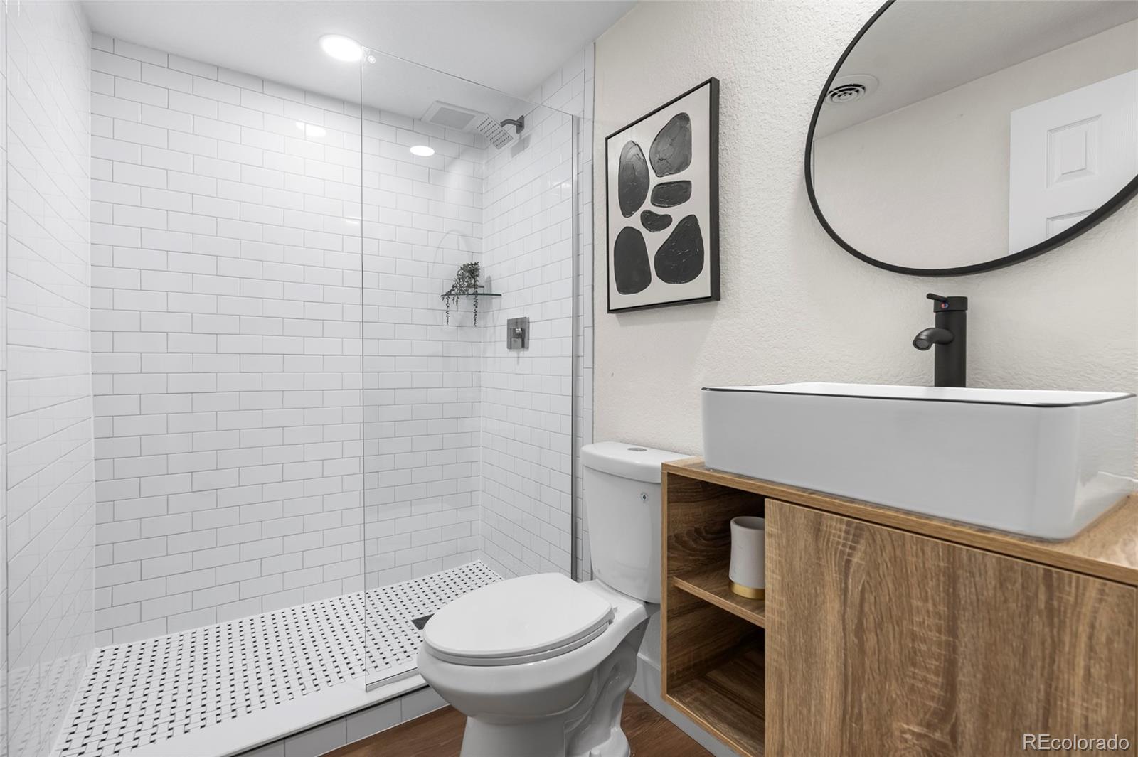 MLS Image #23 for 1330  quebec street,denver, Colorado