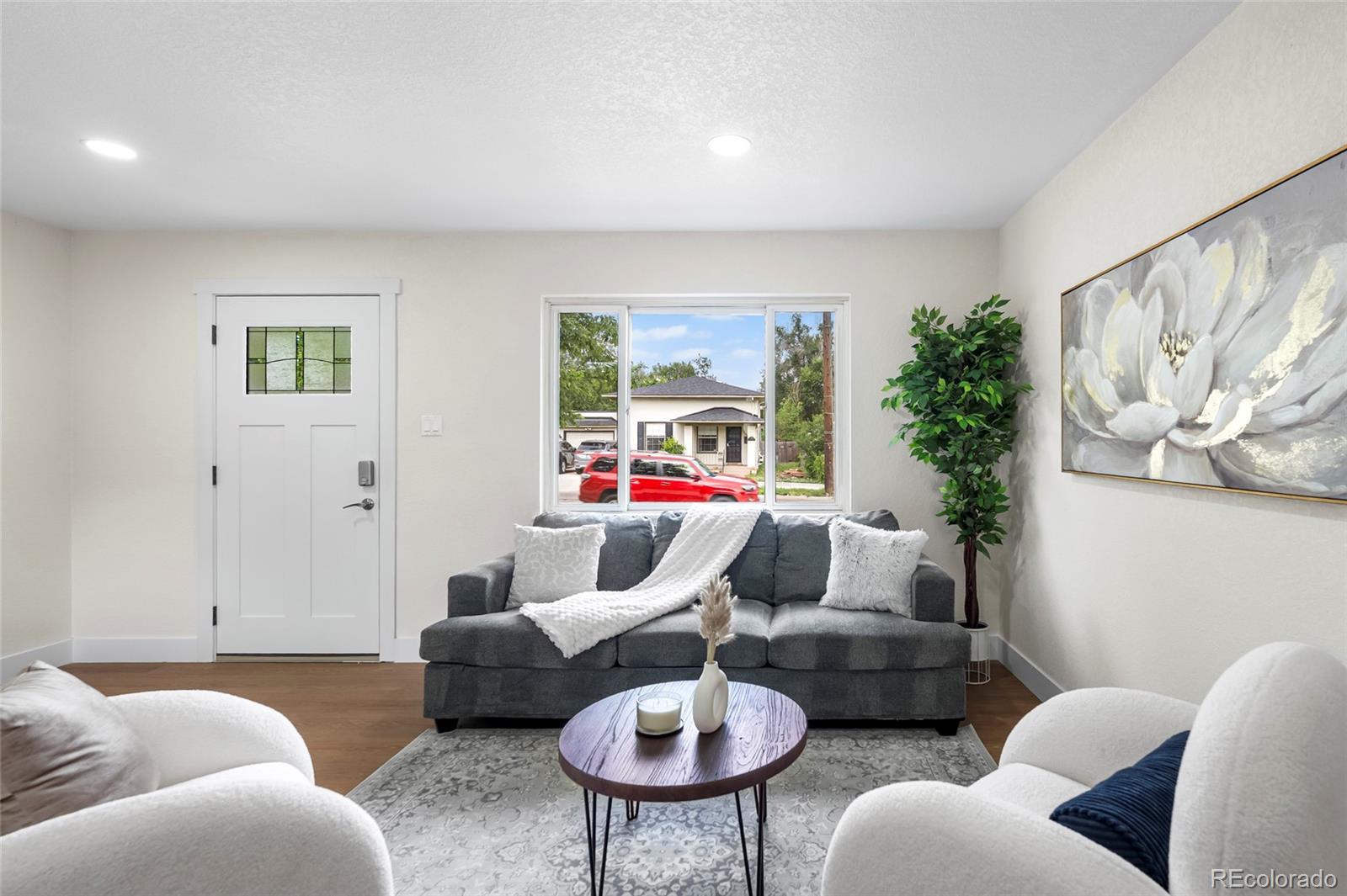 MLS Image #5 for 1330  quebec street,denver, Colorado