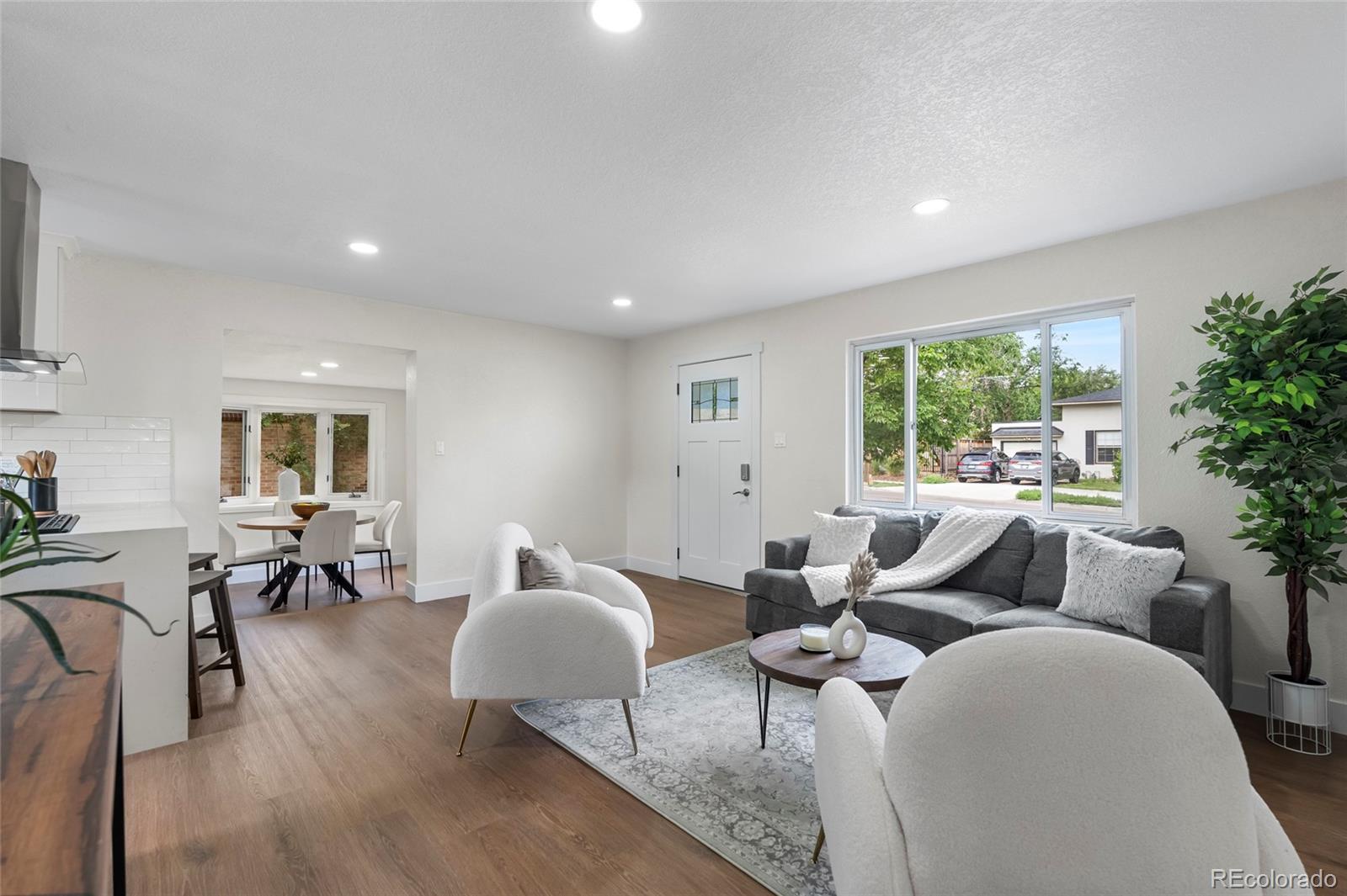 MLS Image #6 for 1330  quebec street,denver, Colorado