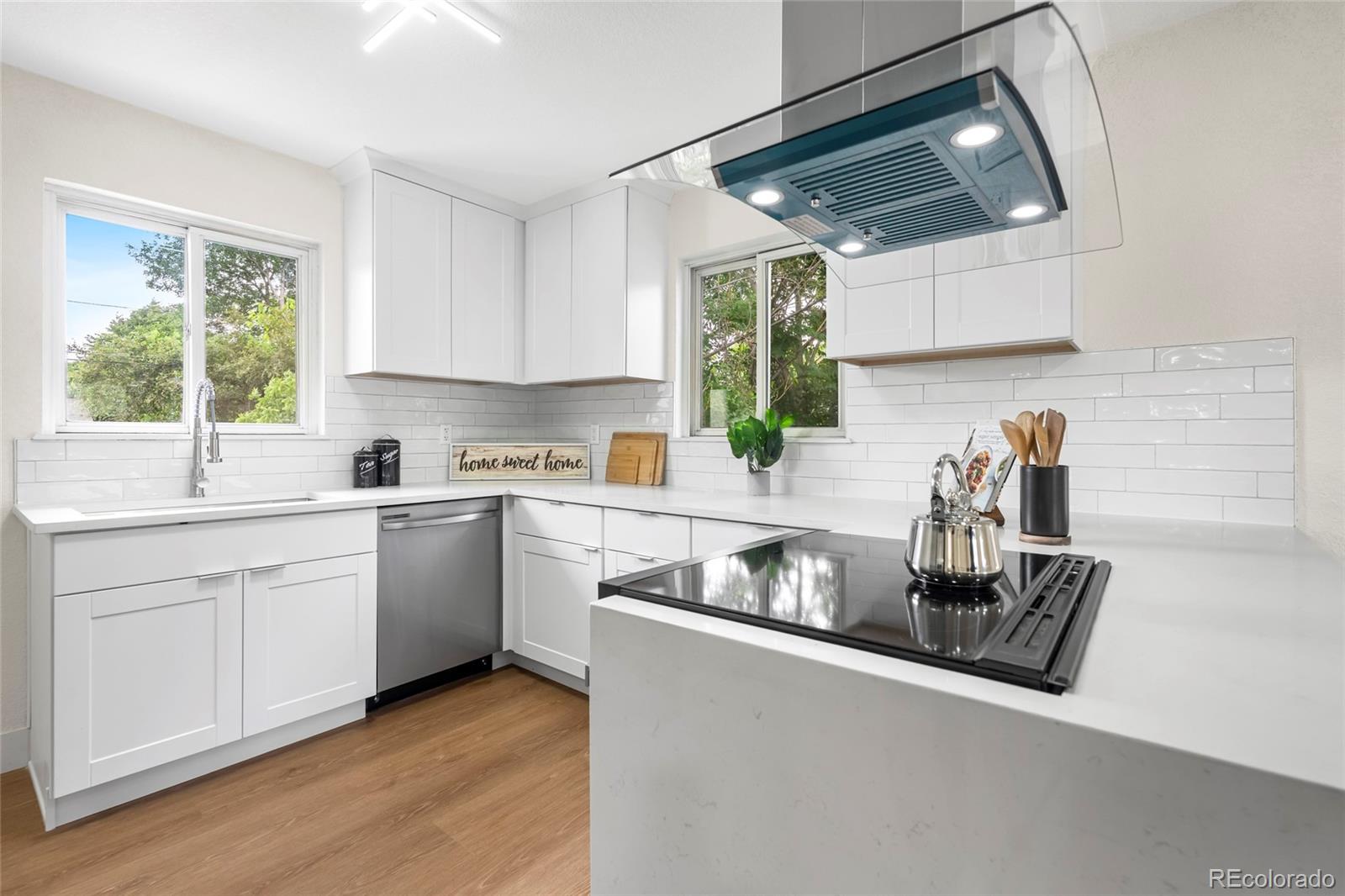 MLS Image #9 for 1330  quebec street,denver, Colorado