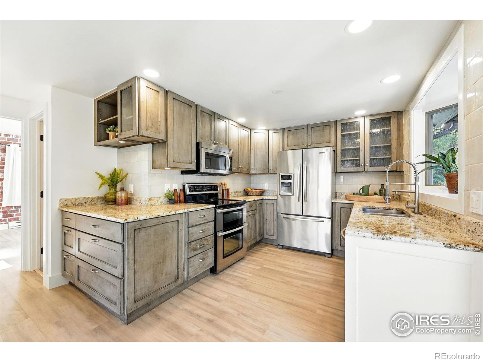 MLS Image #10 for 31  wild tiger lane,boulder, Colorado