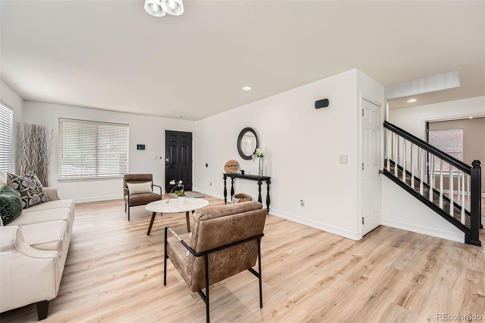 MLS Image #3 for 19431 e wyoming avenue,aurora, Colorado