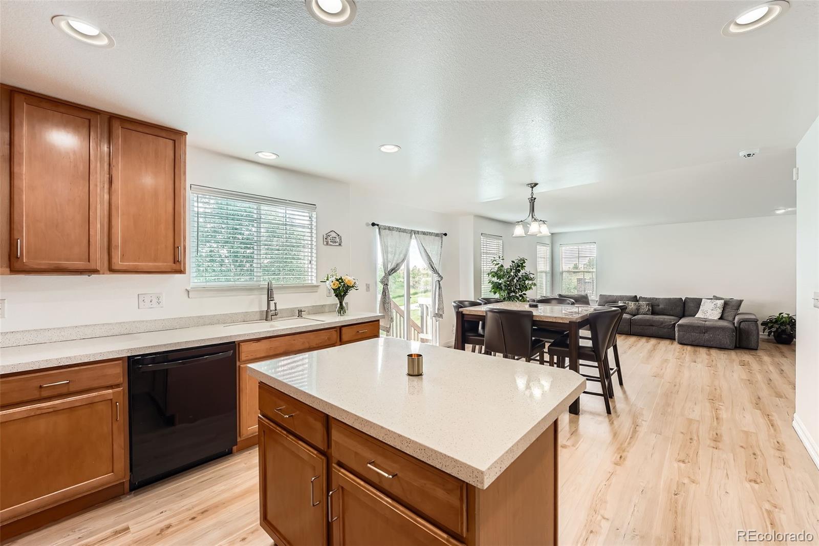 MLS Image #5 for 19431 e wyoming avenue,aurora, Colorado