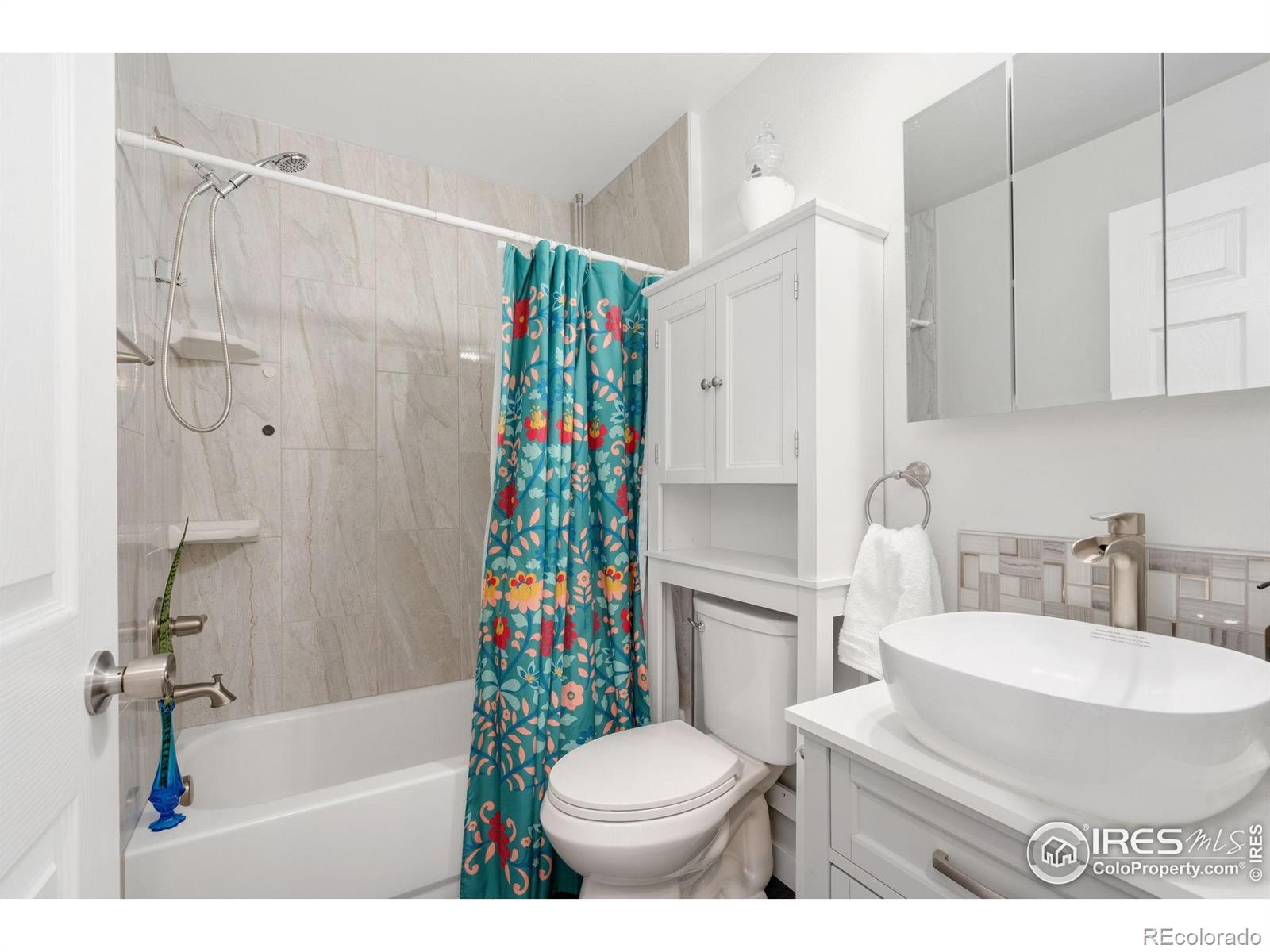 MLS Image #17 for 2432 w 6th street,greeley, Colorado