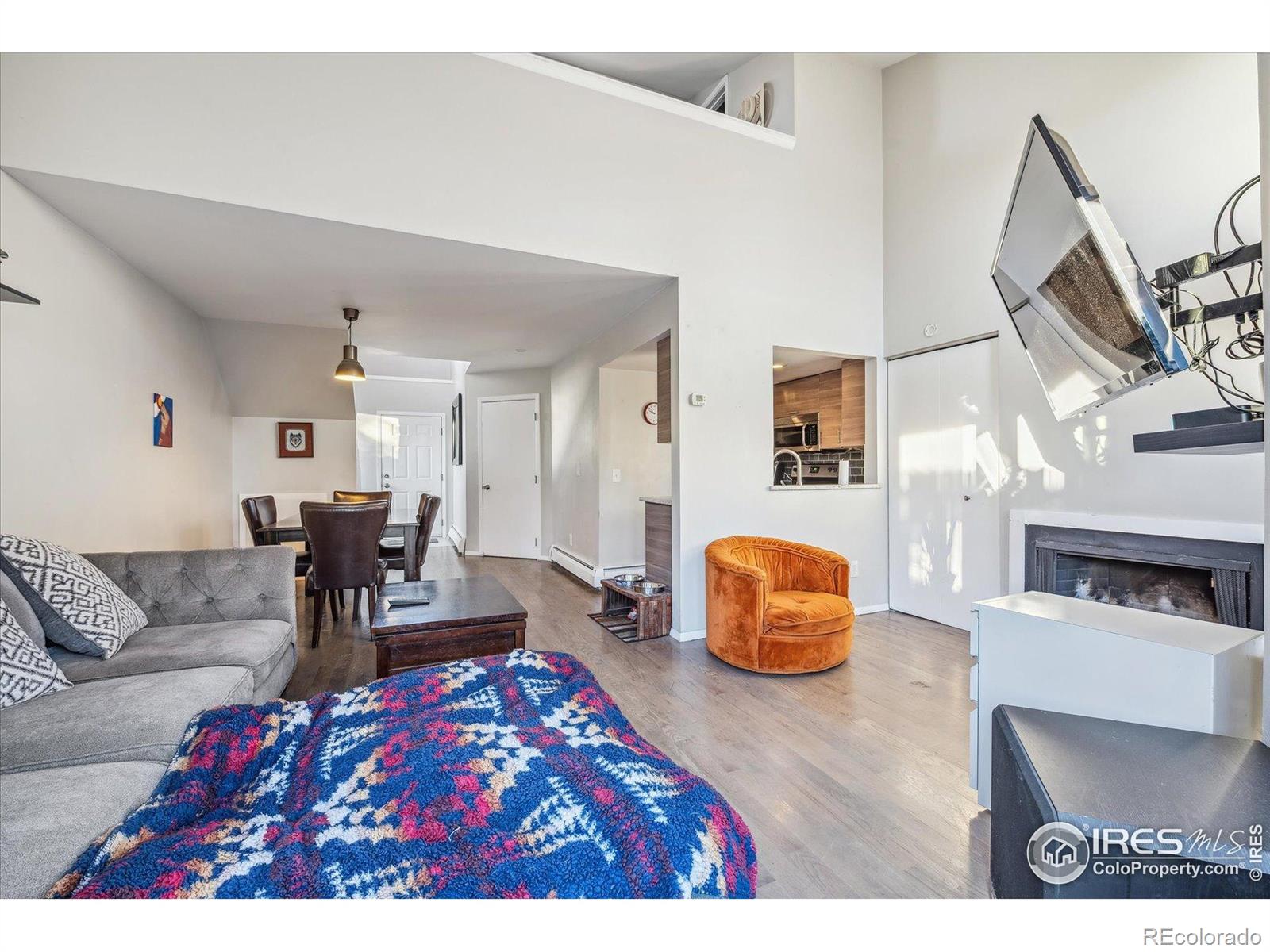 MLS Image #4 for 5415 w 16th avenue,lakewood, Colorado