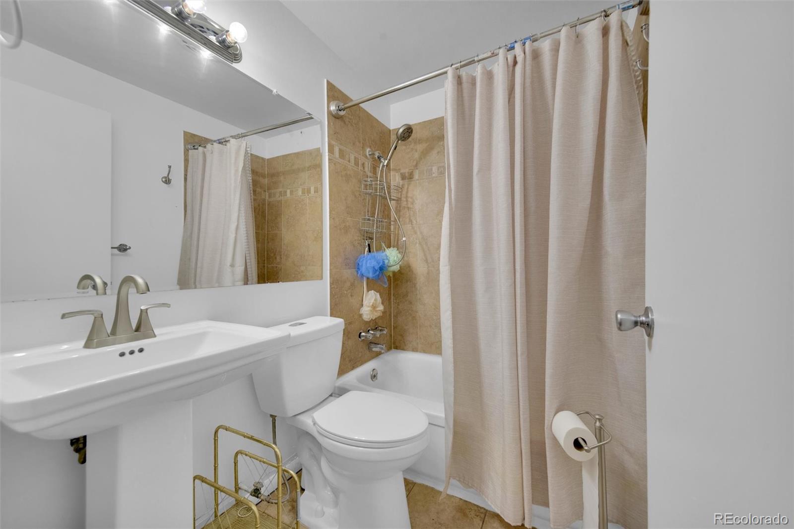 MLS Image #13 for 61 s 17th avdr ,brighton, Colorado