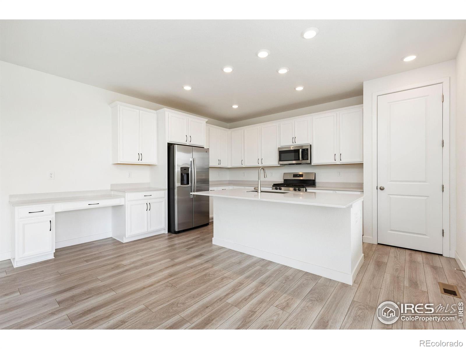 MLS Image #9 for 5226  inland avenue,firestone, Colorado