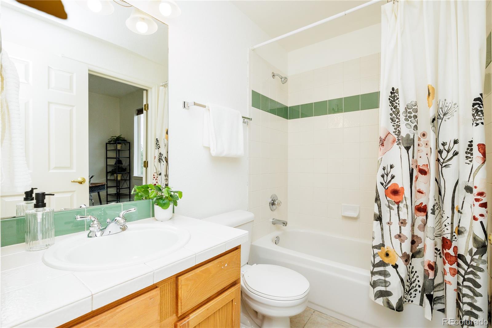 MLS Image #21 for 1747 n washington street c303,denver, Colorado