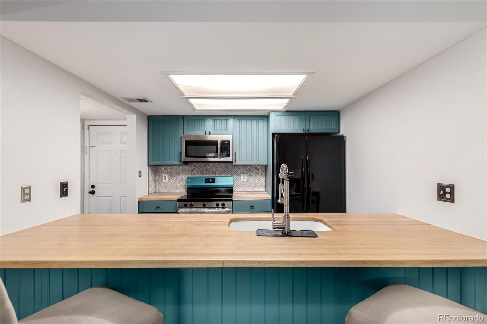 MLS Image #9 for 401 s kalispell way 104,aurora, Colorado
