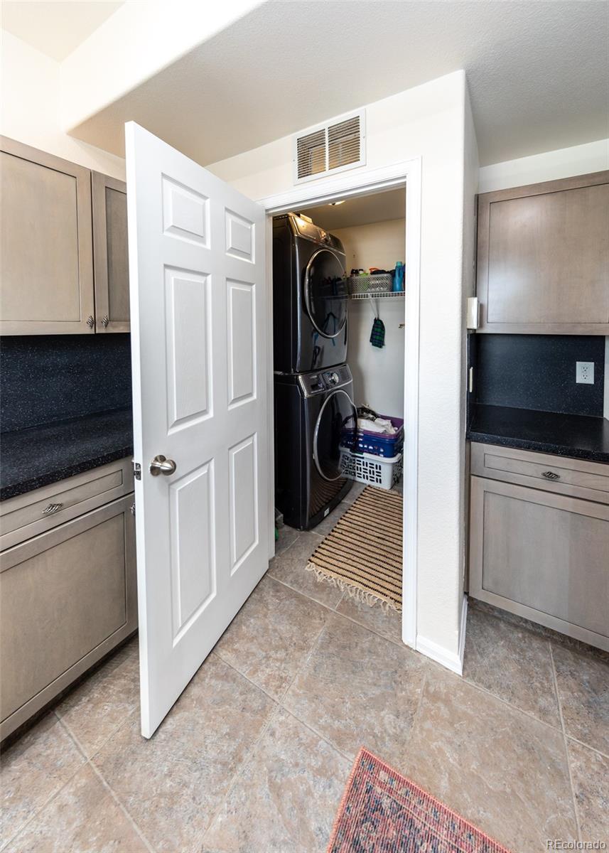 MLS Image #16 for 10868  deer meadow circle,colorado springs, Colorado