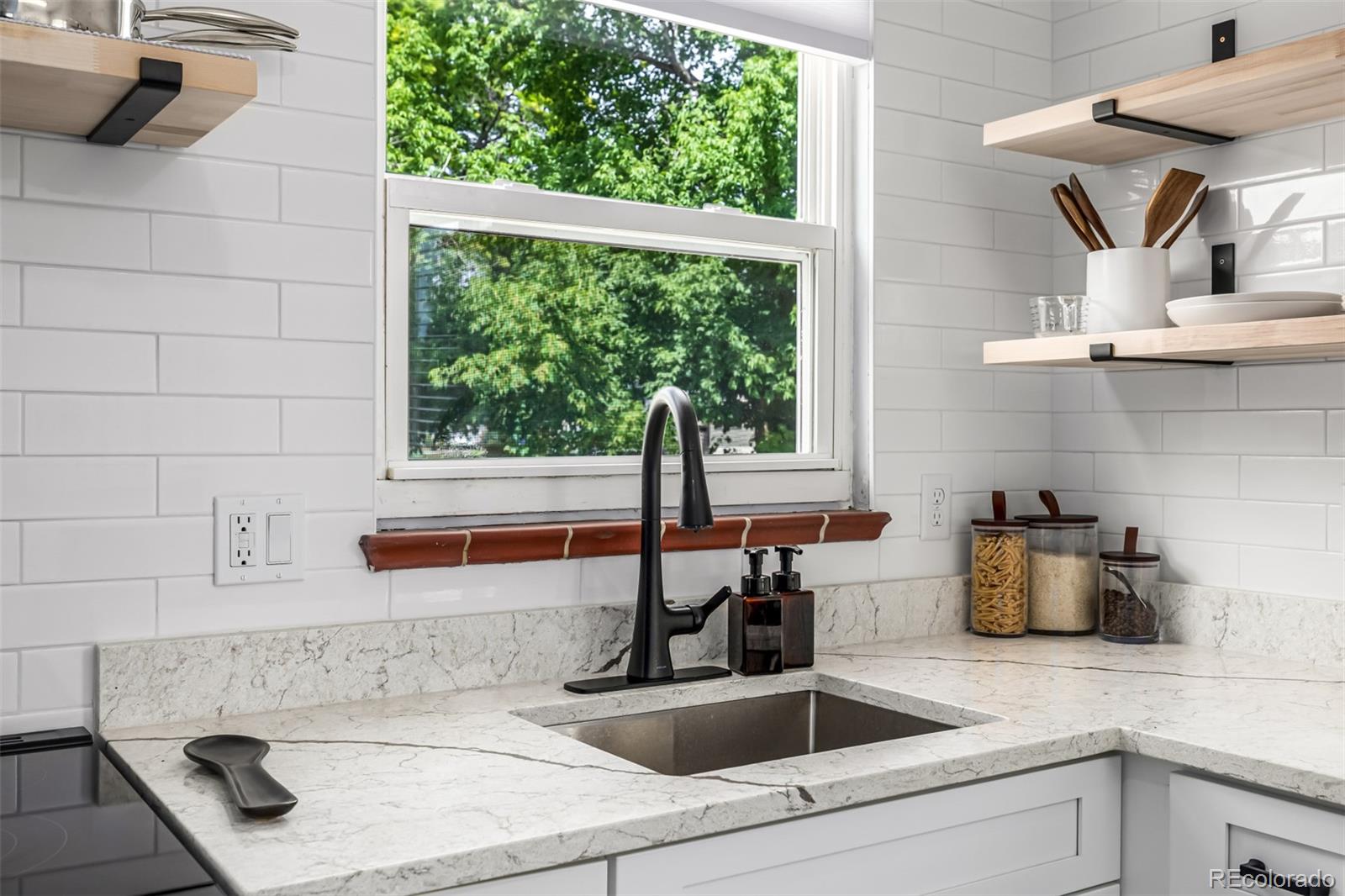MLS Image #14 for 1601 s yates street,denver, Colorado