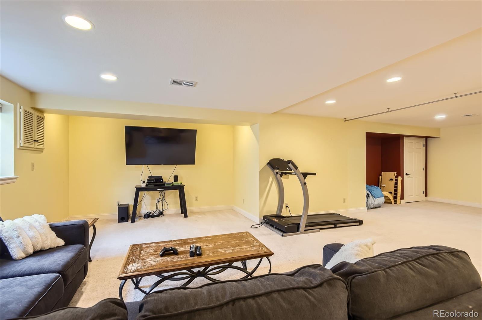 MLS Image #28 for 8685  meadow creek drive,highlands ranch, Colorado