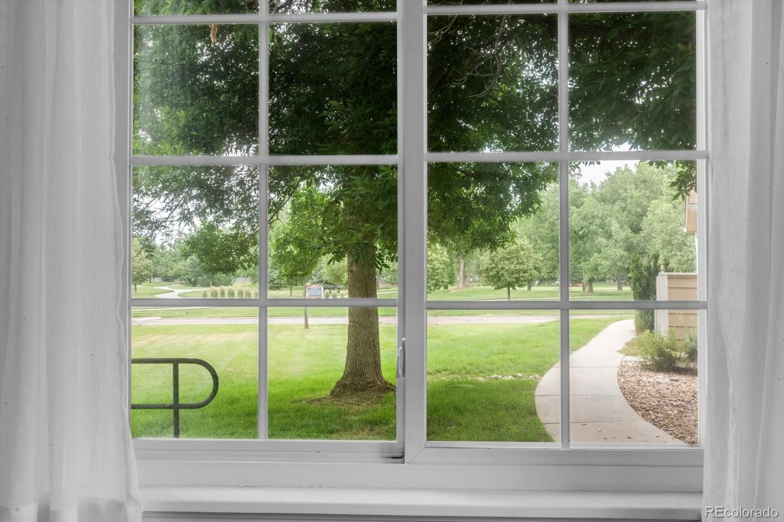 MLS Image #11 for 8406  everett way,arvada, Colorado