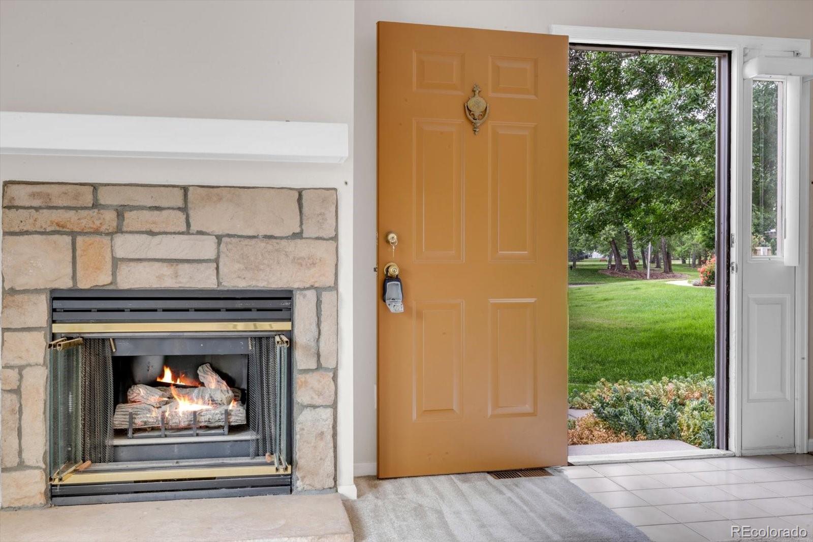 MLS Image #2 for 8406  everett way,arvada, Colorado