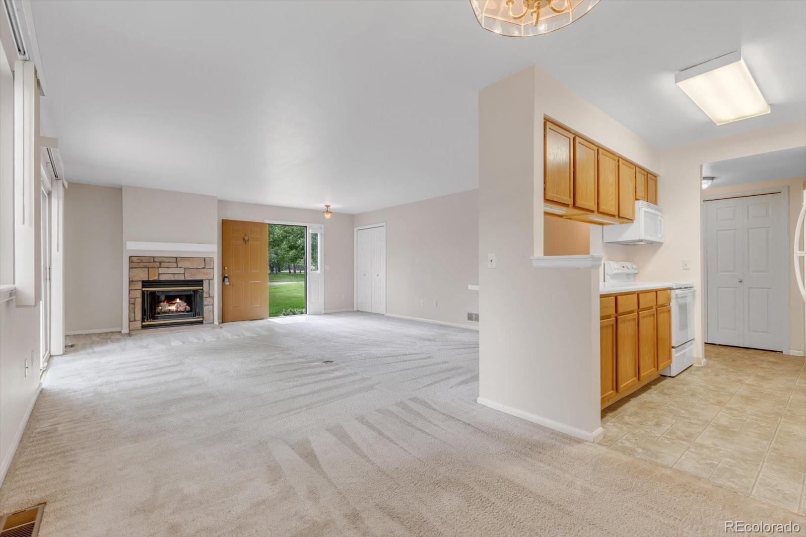 MLS Image #5 for 8406  everett way,arvada, Colorado