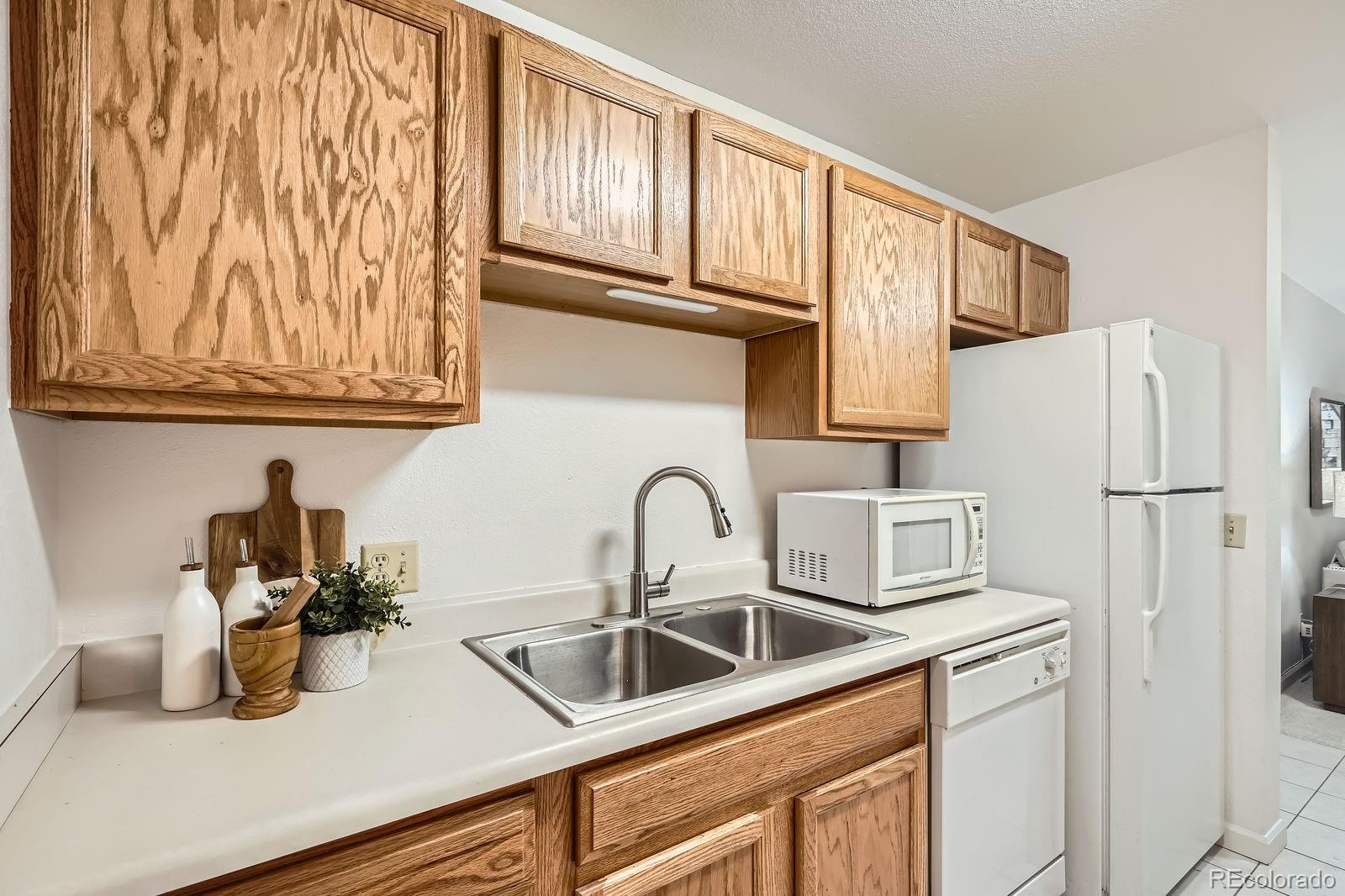 MLS Image #7 for 13093 w cedar drive,lakewood, Colorado