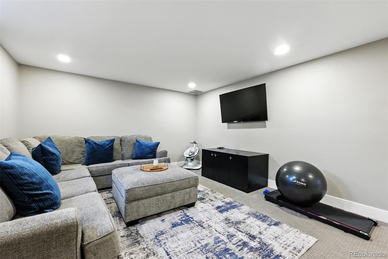 MLS Image #21 for 2714 s raleigh street,denver, Colorado
