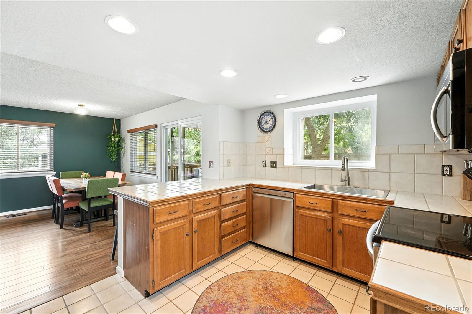 MLS Image #15 for 8468 s upham way,littleton, Colorado