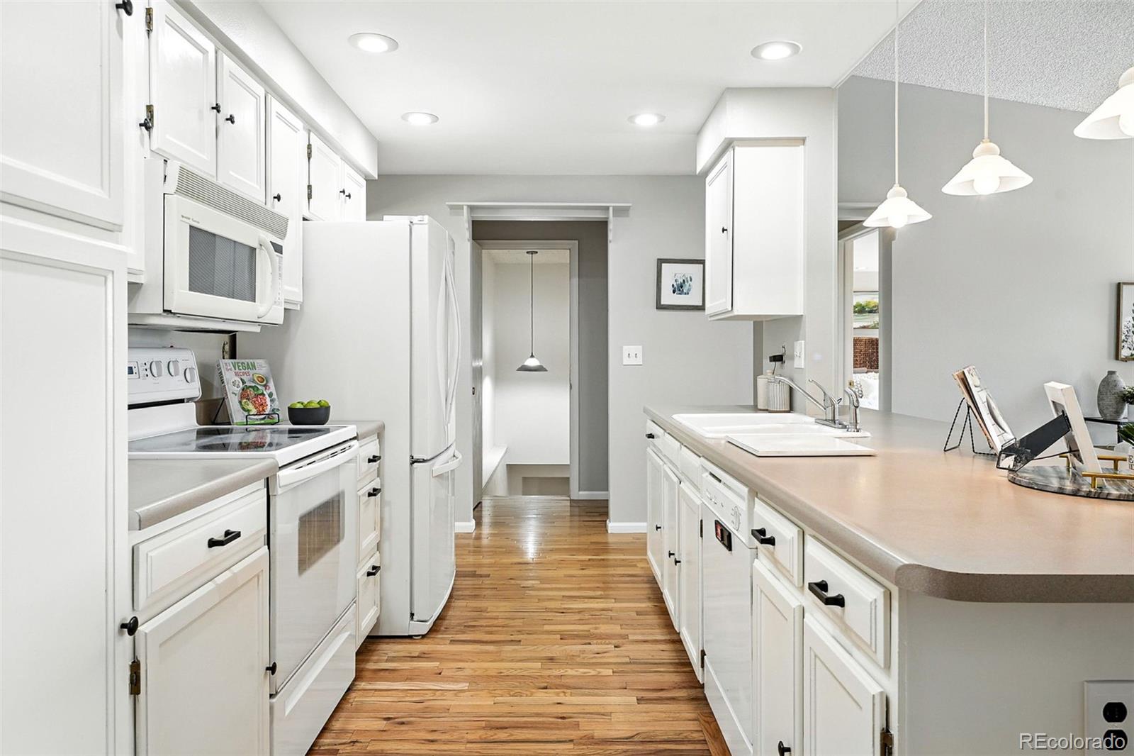 MLS Image #17 for 4151 s andes way,aurora, Colorado
