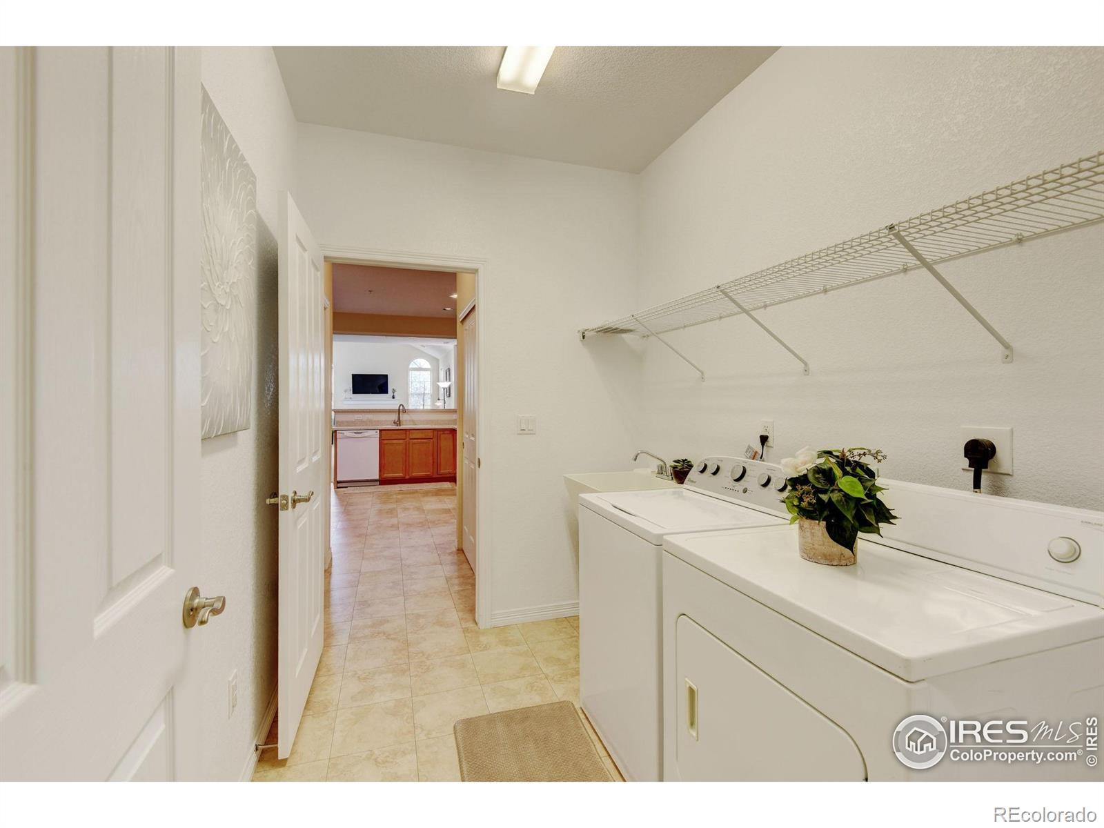 MLS Image #17 for 2421  santa fe drive,longmont, Colorado