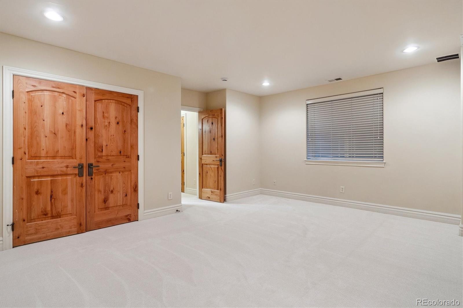 MLS Image #33 for 1907 s columbine street,denver, Colorado