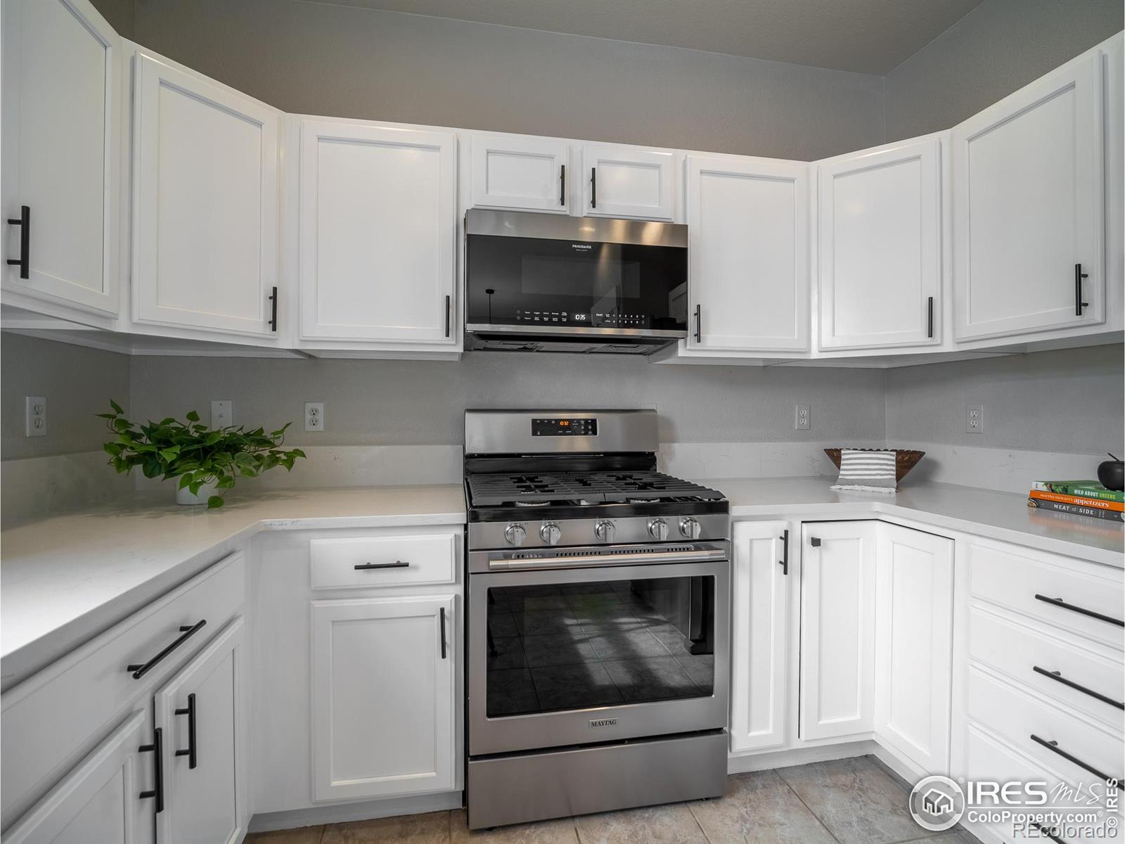 MLS Image #10 for 2946  shoshone trail,lafayette, Colorado
