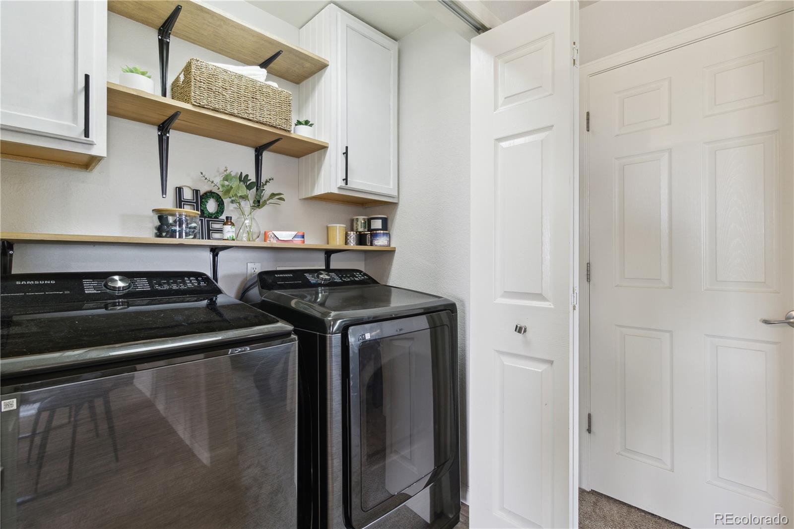 MLS Image #16 for 23376 e 5th place,aurora, Colorado