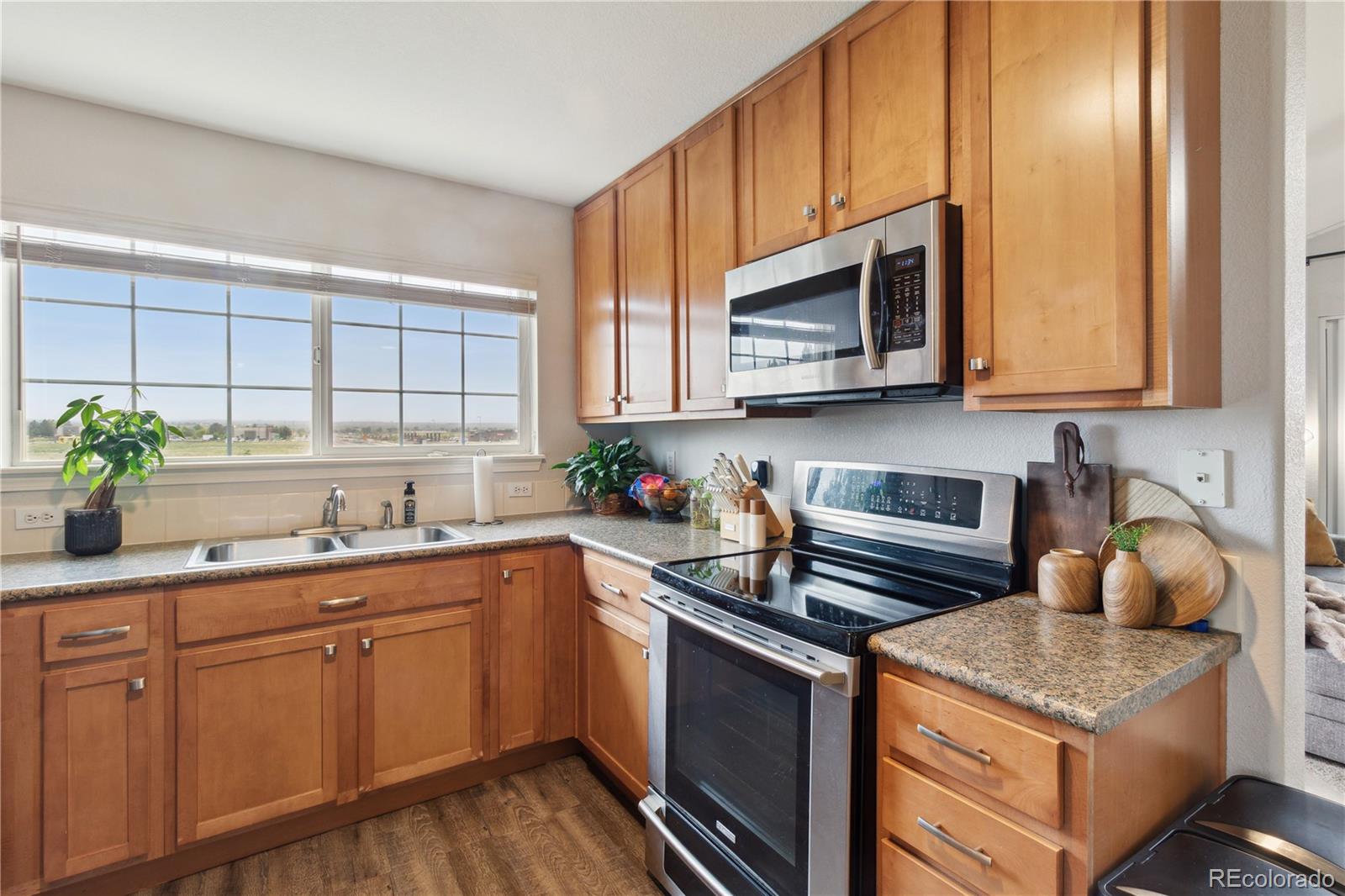 MLS Image #9 for 23376 e 5th place,aurora, Colorado
