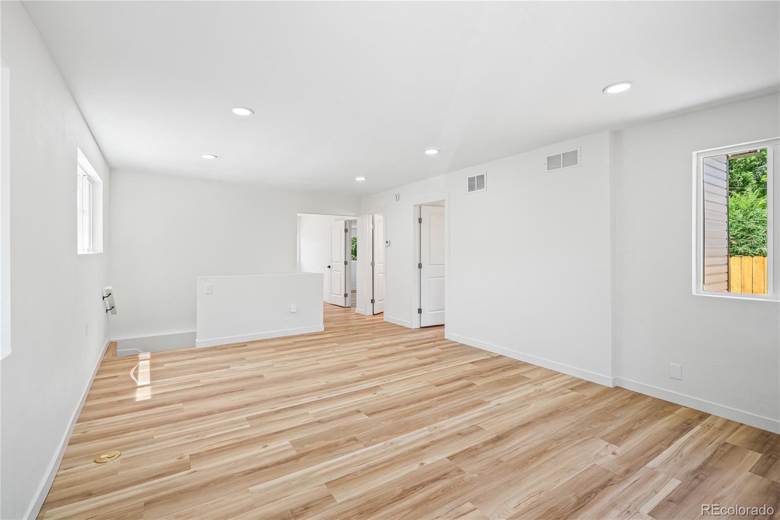 MLS Image #25 for 261  knox court,denver, Colorado