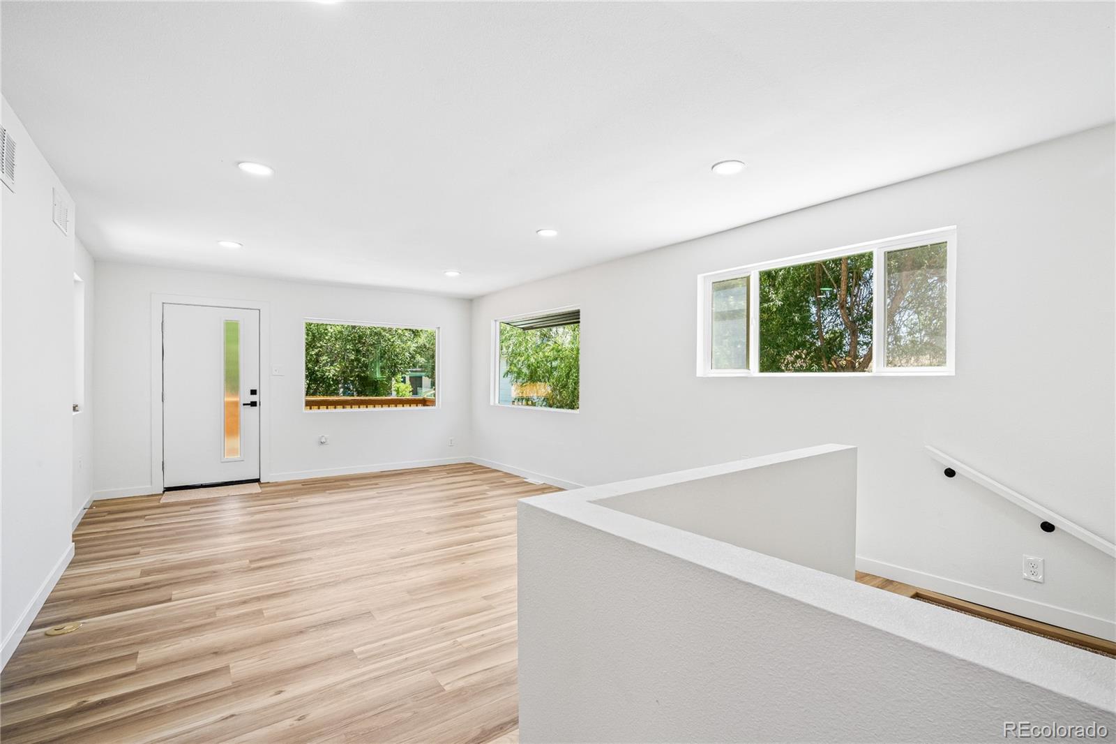 MLS Image #27 for 261  knox court,denver, Colorado