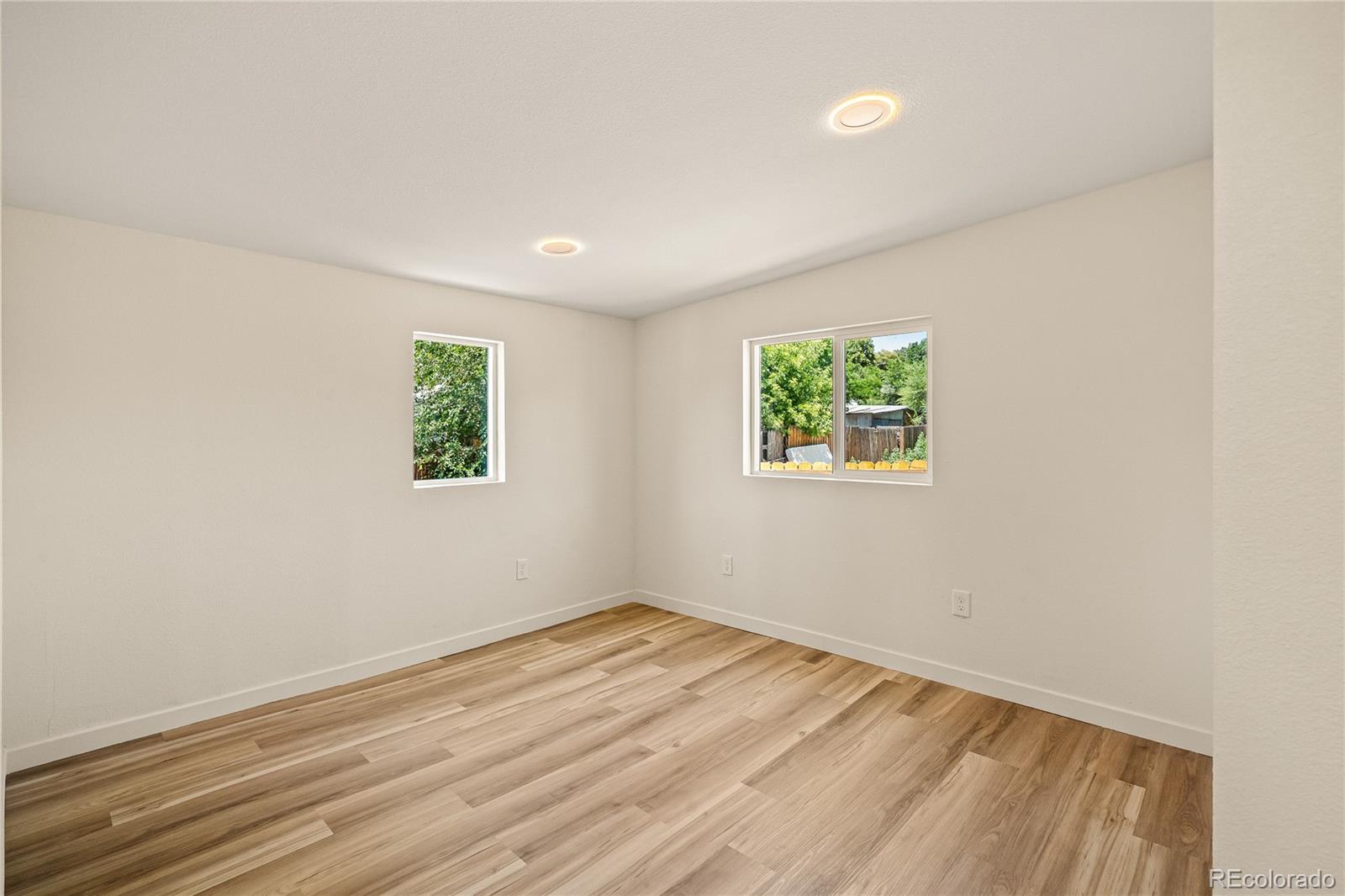 MLS Image #30 for 261  knox court,denver, Colorado