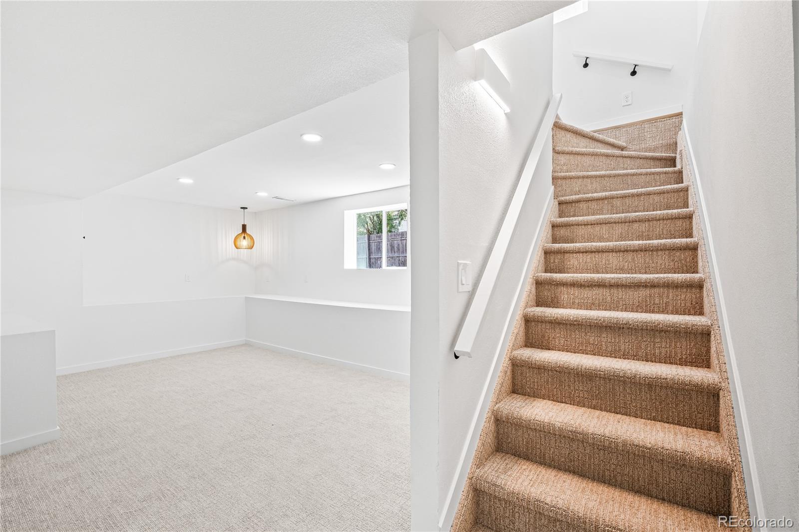 MLS Image #32 for 261  knox court,denver, Colorado