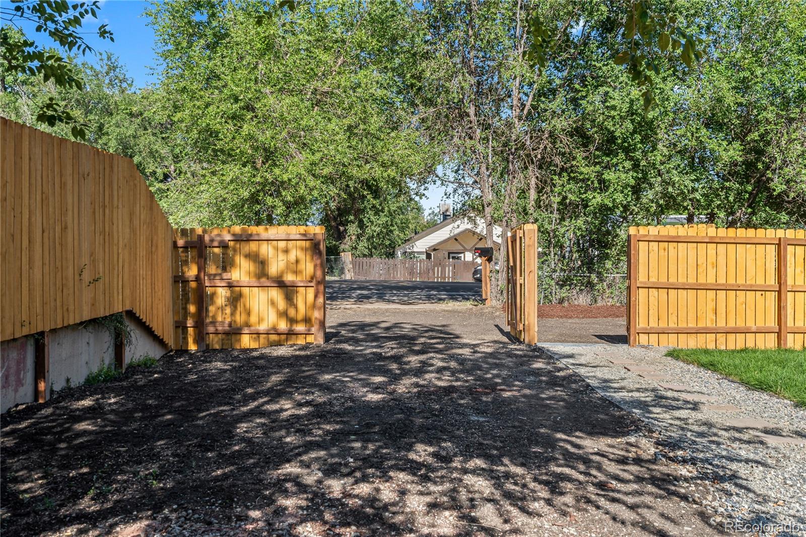 MLS Image #47 for 261  knox court,denver, Colorado