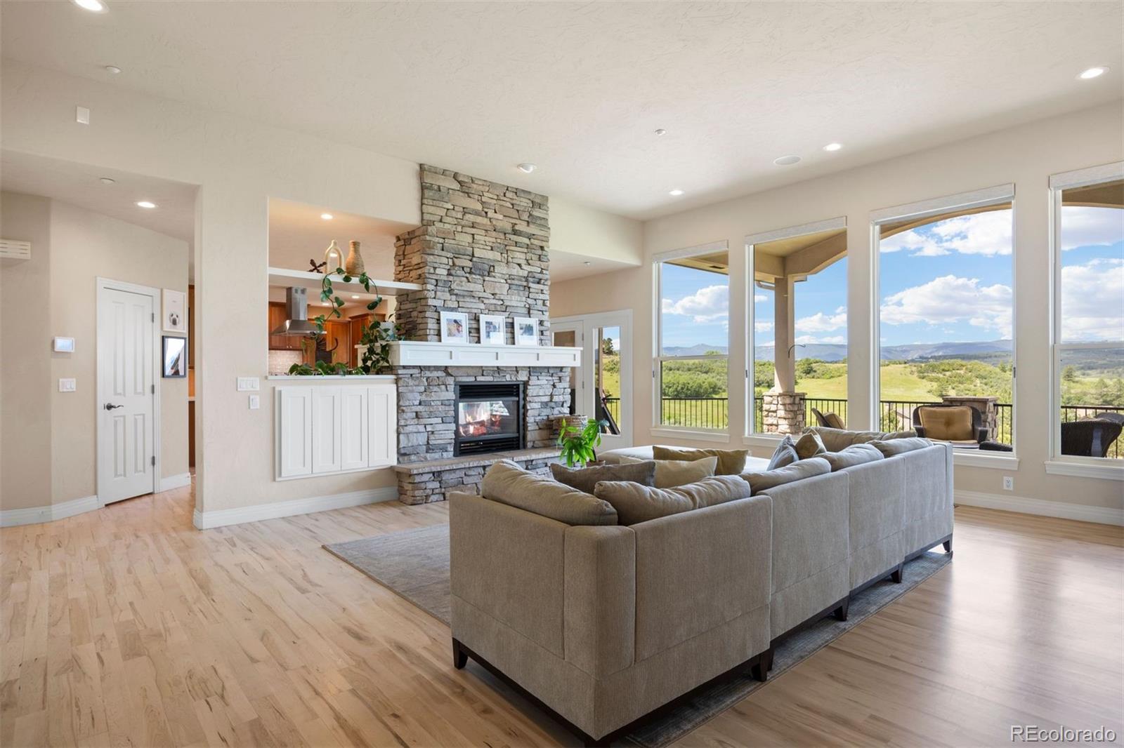 MLS Image #4 for 4002  bell mountain drive,castle rock, Colorado