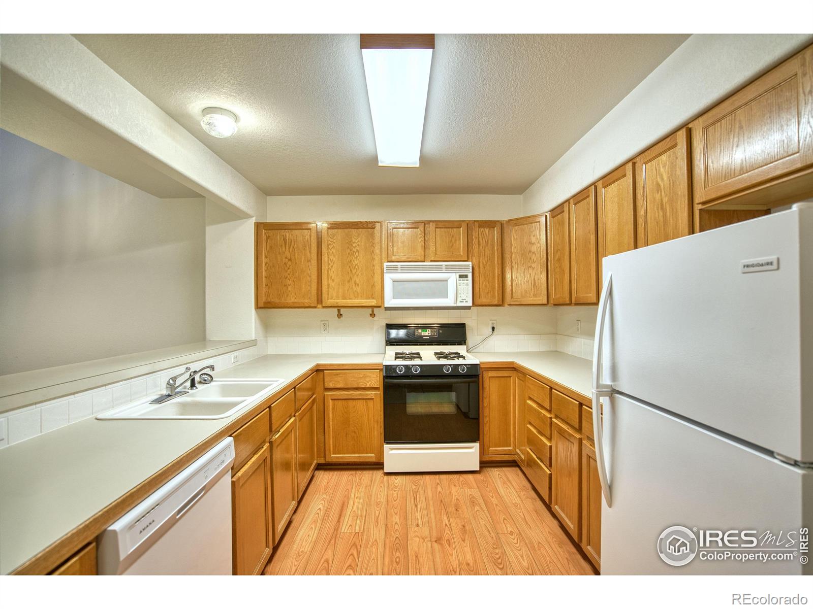 MLS Image #3 for 1816  cheyenne avenue,loveland, Colorado