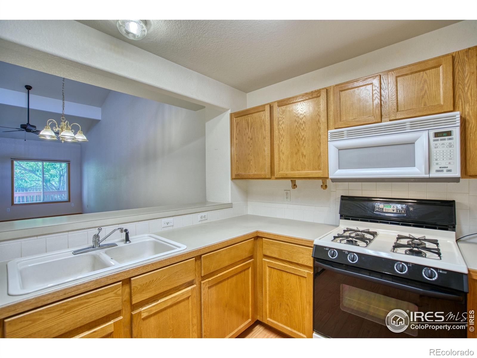 MLS Image #4 for 1816  cheyenne avenue,loveland, Colorado