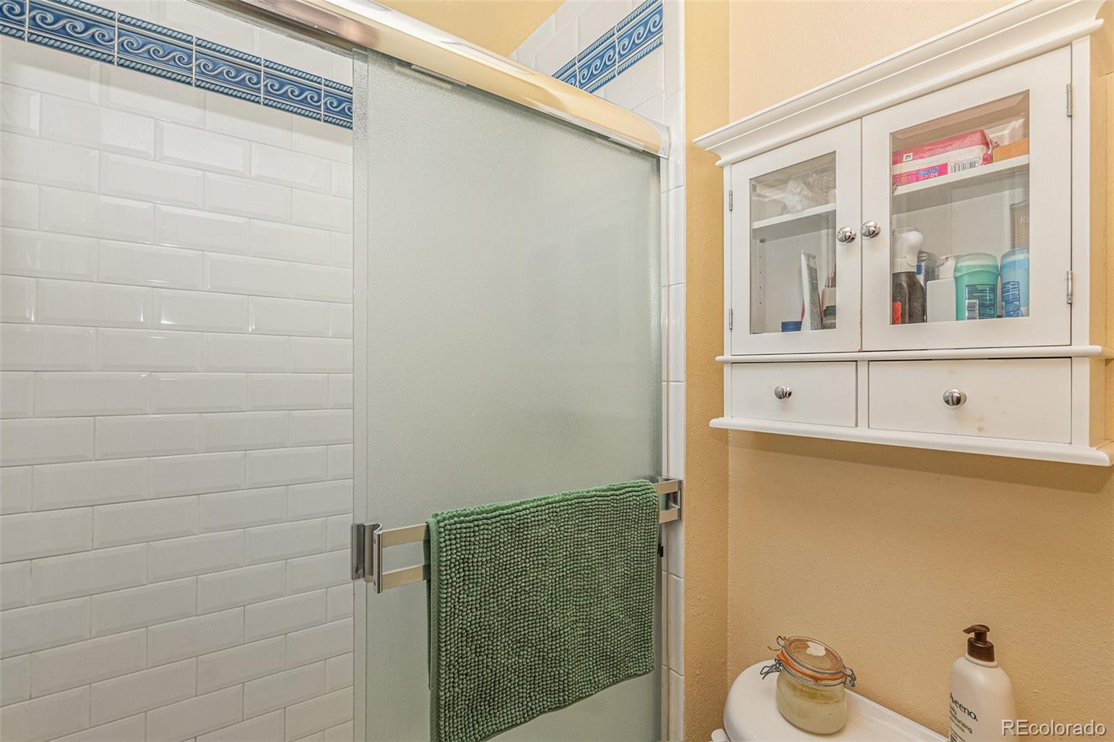 MLS Image #23 for 7622 e nassau avenue,denver, Colorado