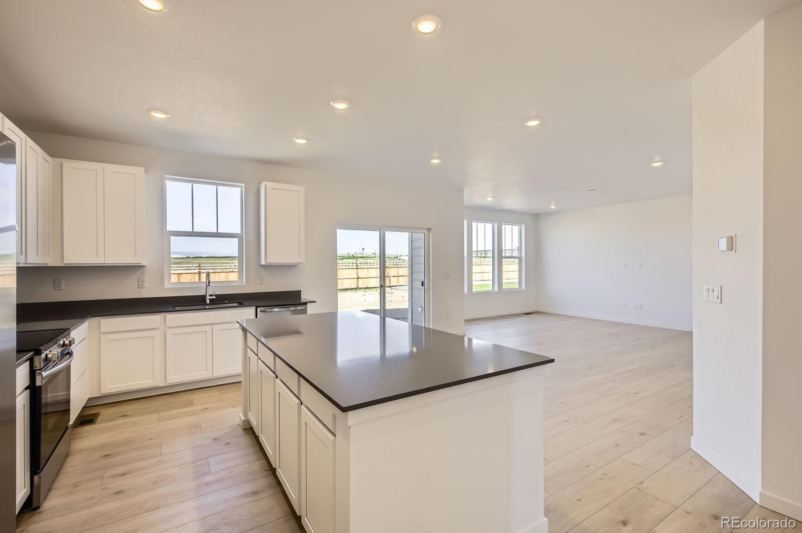 MLS Image #3 for 390  donna lane,johnstown, Colorado