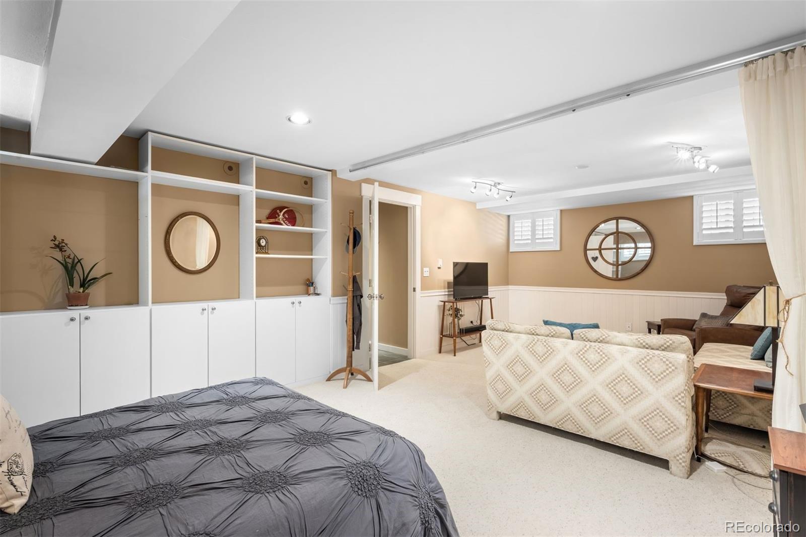 MLS Image #22 for 843  adams street,denver, Colorado
