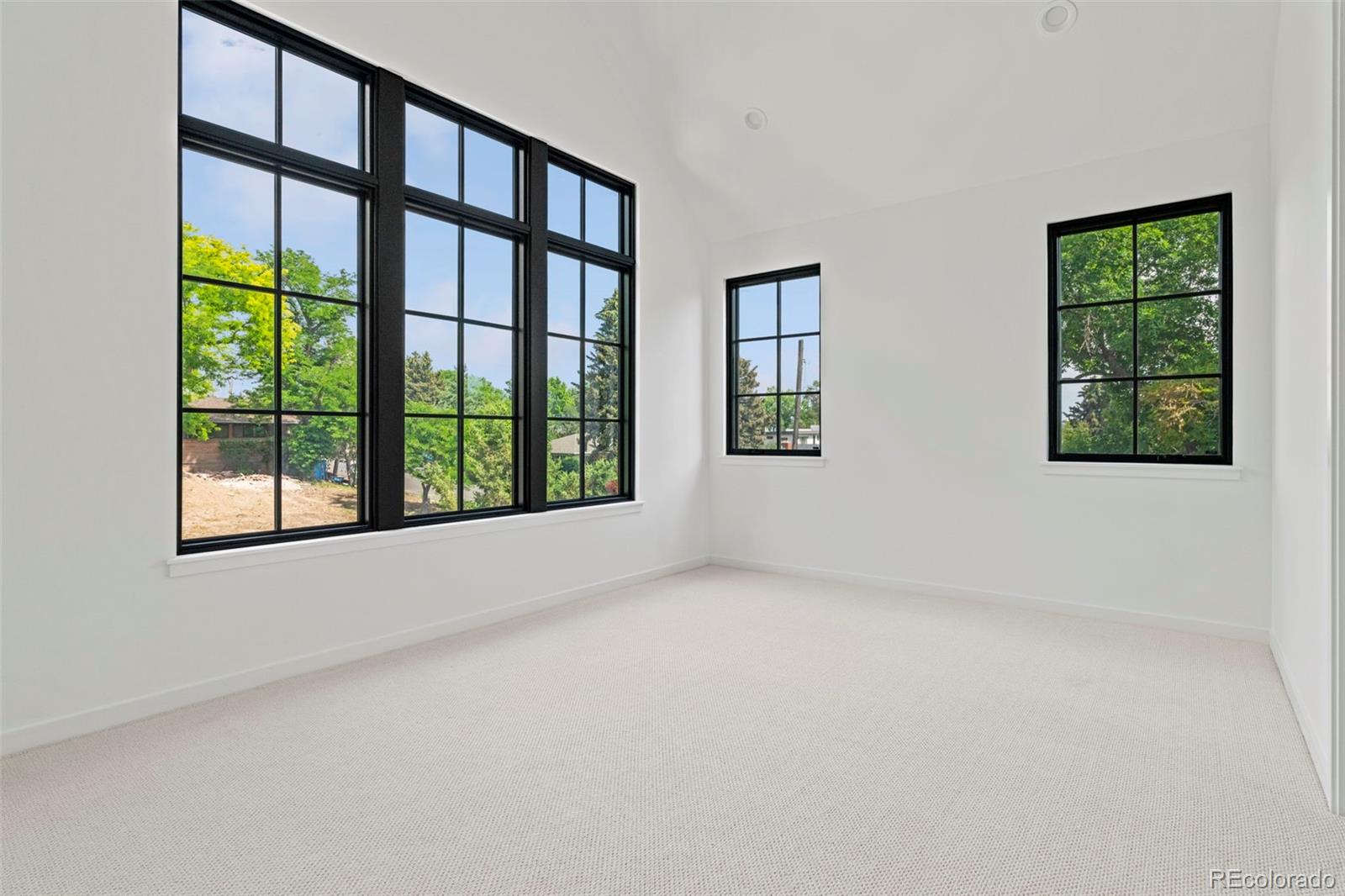 MLS Image #26 for 171 s dexter street,denver, Colorado