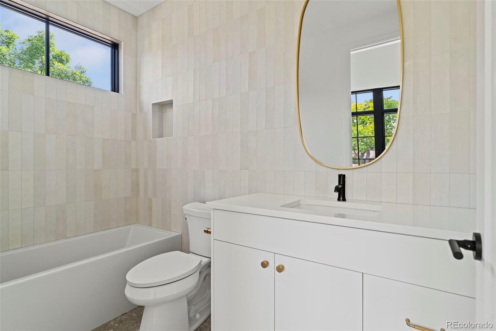 MLS Image #27 for 171 s dexter street,denver, Colorado