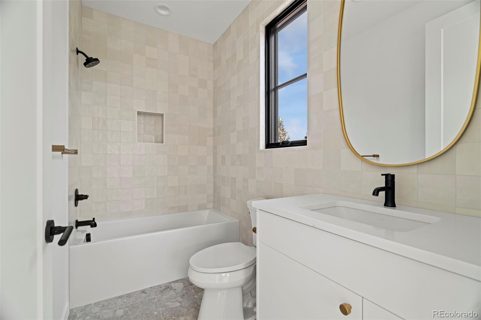 MLS Image #31 for 171 s dexter street,denver, Colorado