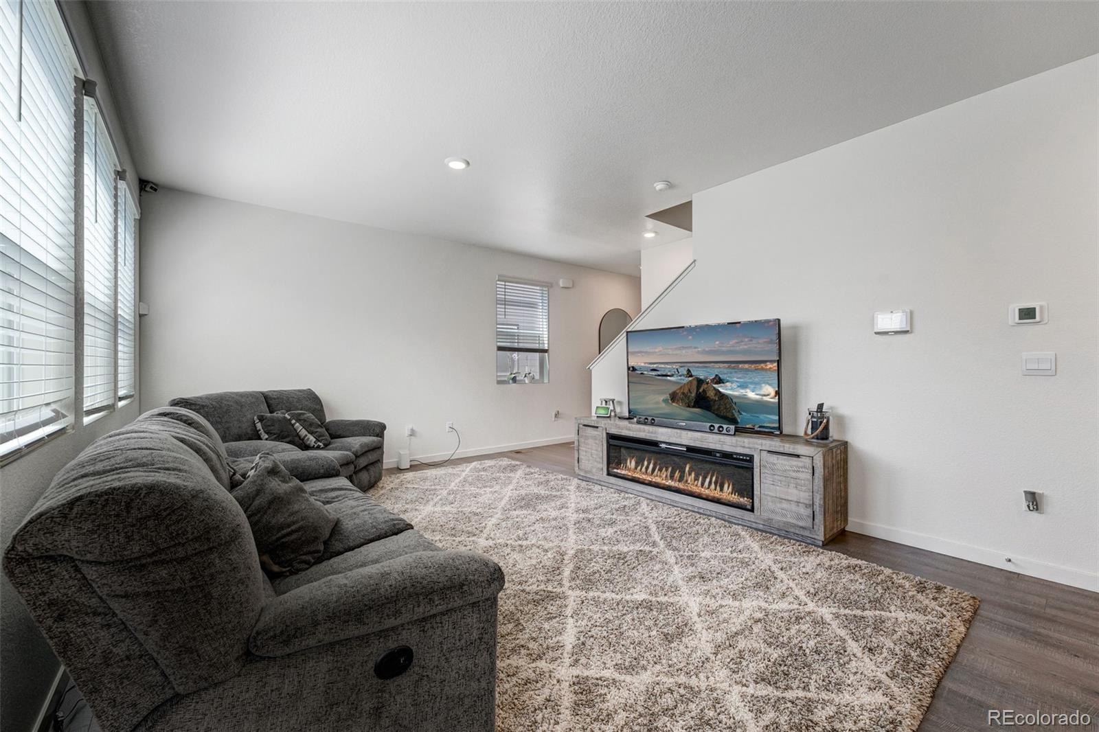 MLS Image #11 for 933  canal west drive,brighton, Colorado