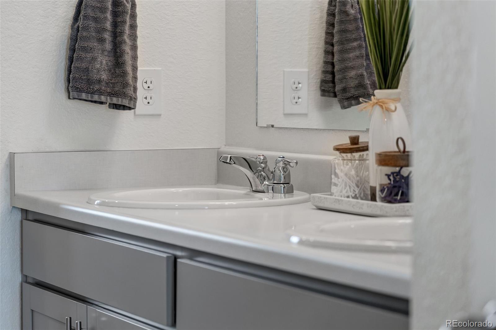 MLS Image #12 for 933  canal west drive,brighton, Colorado