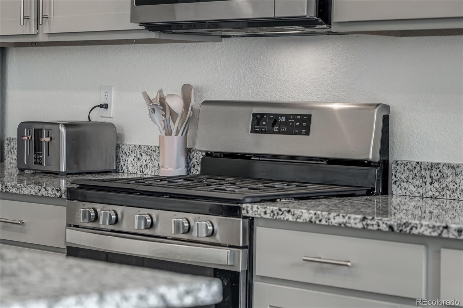MLS Image #8 for 933  canal west drive,brighton, Colorado