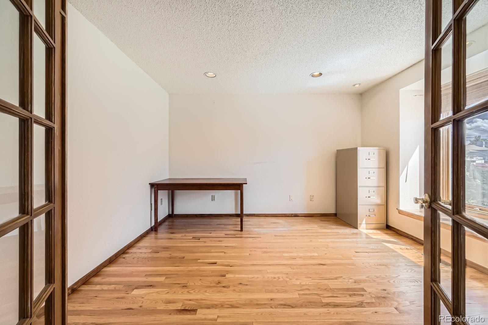 MLS Image #10 for 9096 e colorado circle,denver, Colorado
