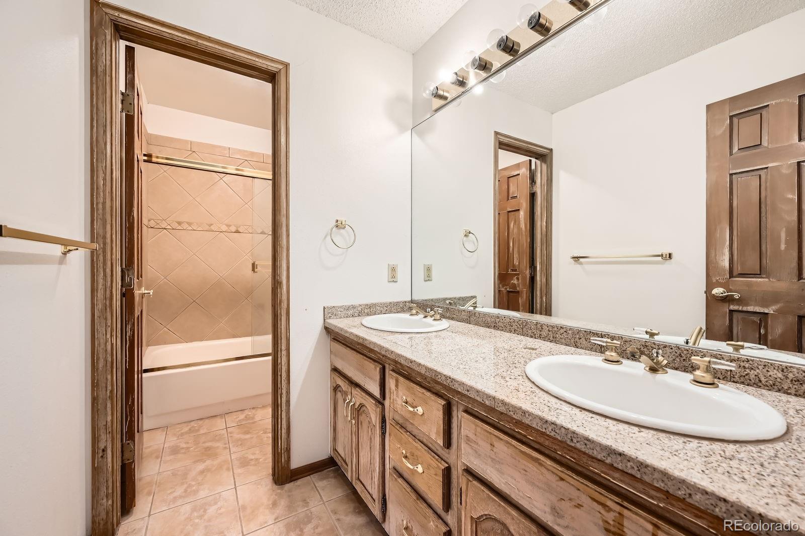 MLS Image #25 for 9096 e colorado circle,denver, Colorado